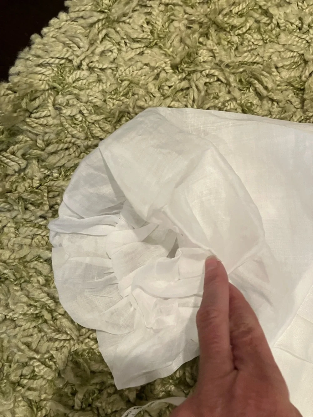 DISSH Aisle white linen puff sleeve crop top - Picture 4 of 8